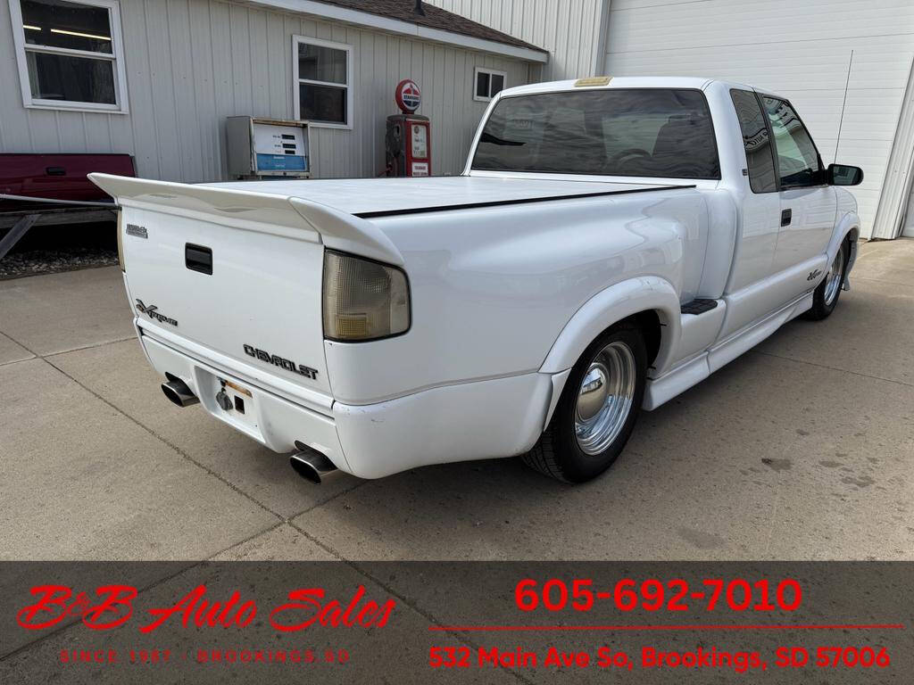 1999 Chevrolet S-10 33