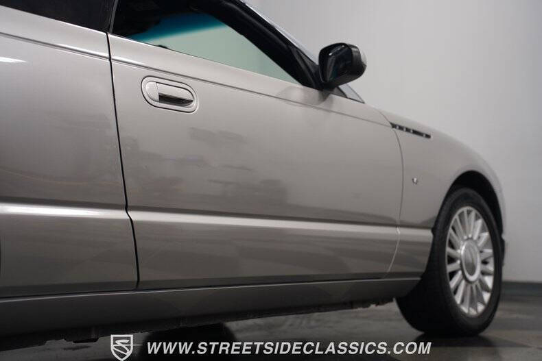 2004 Ford Thunderbird Deluxe