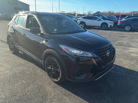 2023 Nissan Kicks SR