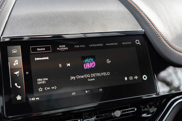 2026 Aston Martin DBX 707