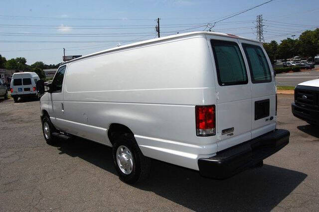 2013 Ford E-Series E-350 SD