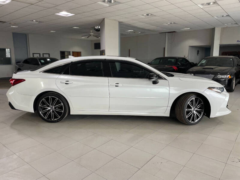 2019 Toyota Avalon XSE