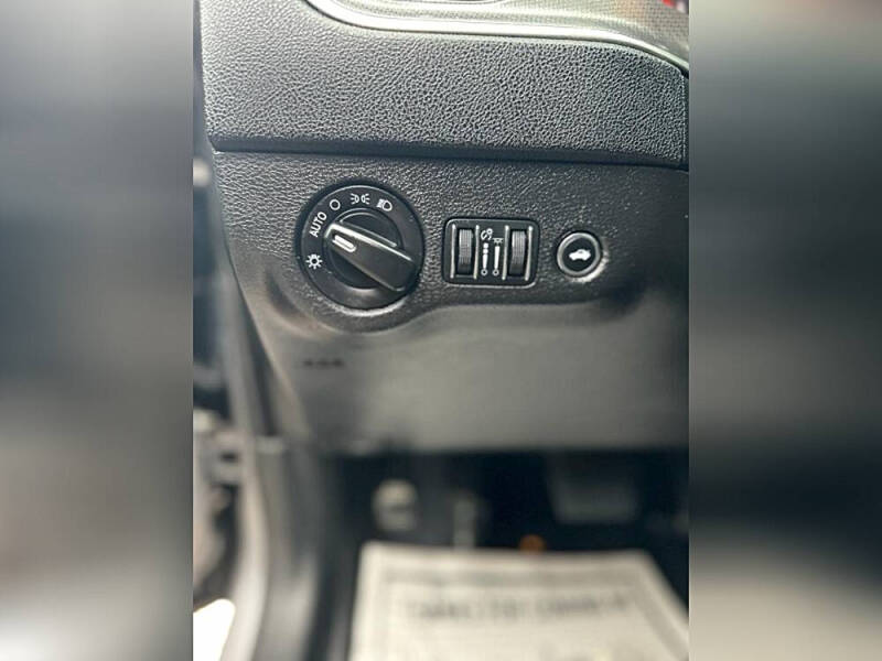 2013 Dodge Charger SE