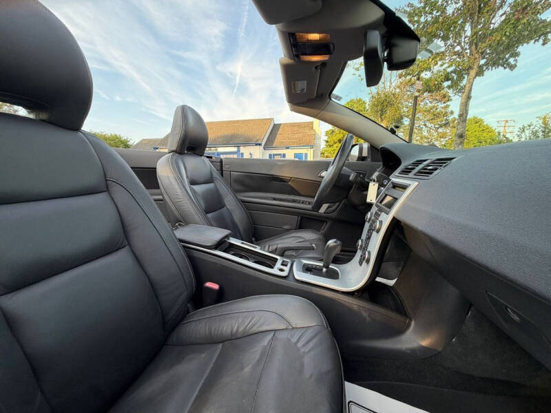 2011 Volvo C70 T5