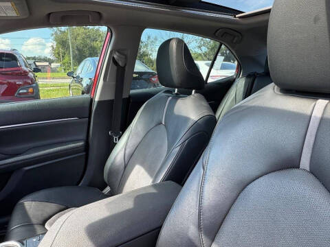 2019 Toyota Camry XSE