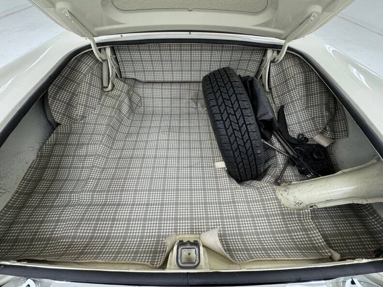 1957 Ford Thunderbird