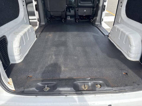 2020 Nissan NV200 SV