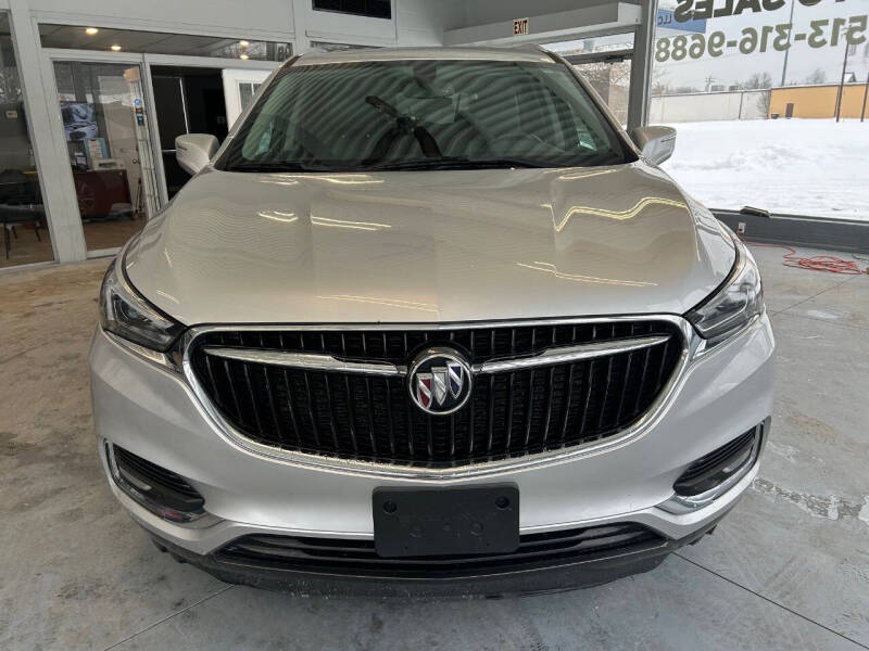 2020 Buick Enclave Essence