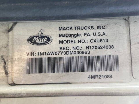2013 Mack Pinnacle