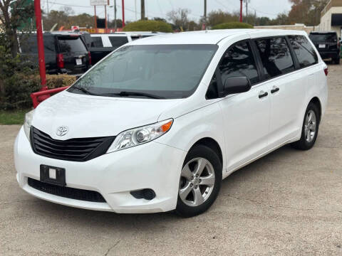 2015 Toyota Sienna L 7-Passenger
