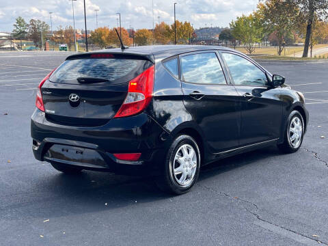 2013 Hyundai Accent GS