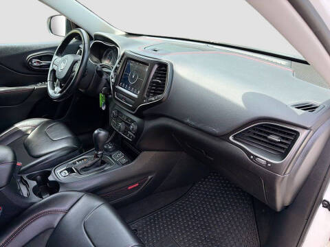 2020 Jeep Cherokee Trailhawk