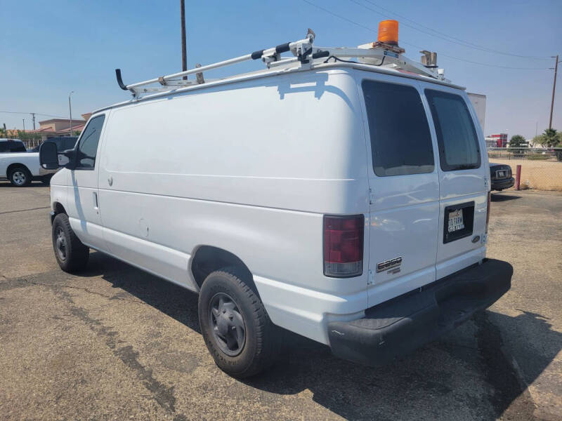 2011 Ford E-Series E-250