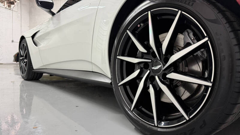 2019 Aston Martin Vantage
