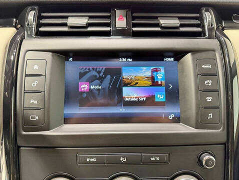 2017 Land Rover Discovery SE