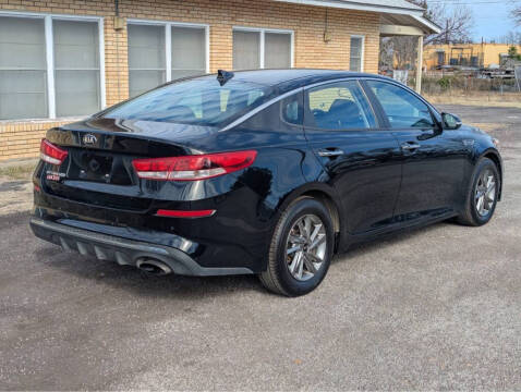 2019 Kia Optima LX