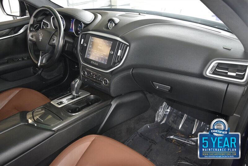 2015 Maserati Ghibli