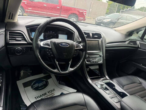 2018 Ford Fusion SE