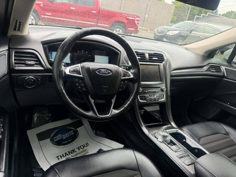 2018 Ford Fusion SE