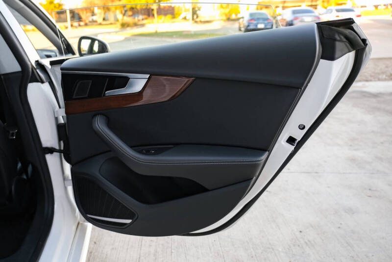 2023 Audi A5 Sportback quattro Premium Plus 40 TFSI