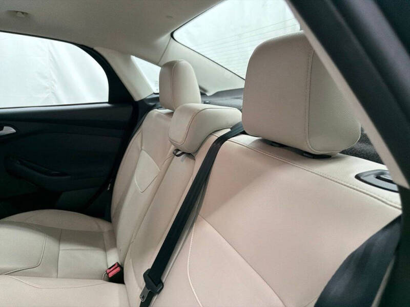 2017 Ford Focus Titanium