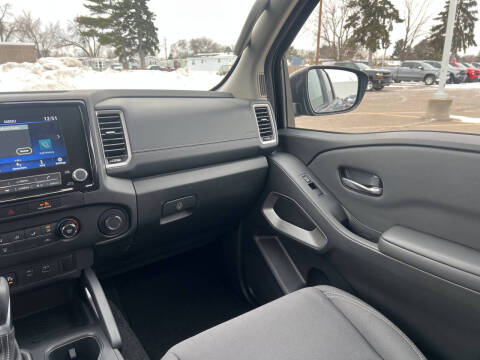 2022 Nissan Frontier SV