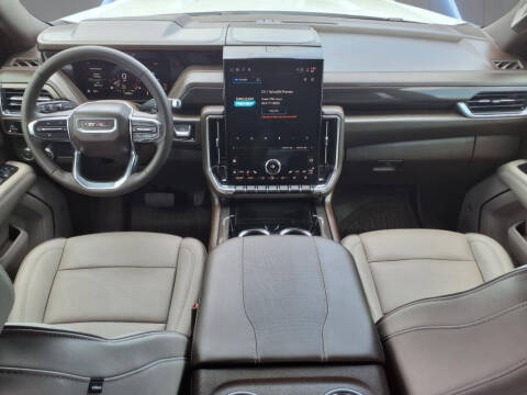 2025 GMC Yukon Elevation