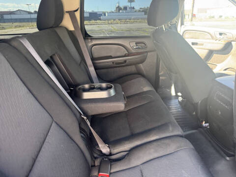 2011 Chevrolet Suburban LS