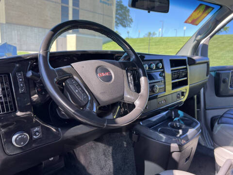 2014 GMC Savana