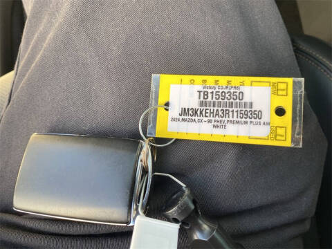 2024 Mazda CX-90 Plug-in Hybrid Premium Plus