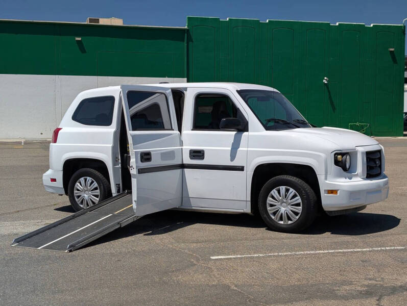 2014 AM General MV-1