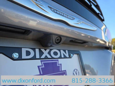 2017 Chrysler Pacifica Touring-L Plus