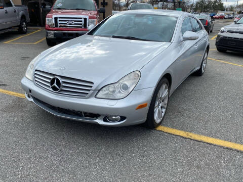 2008 Mercedes-Benz CLS for sale at MAGIC AUTO SALES - Magic Auto Prestige in South Hackensack NJ