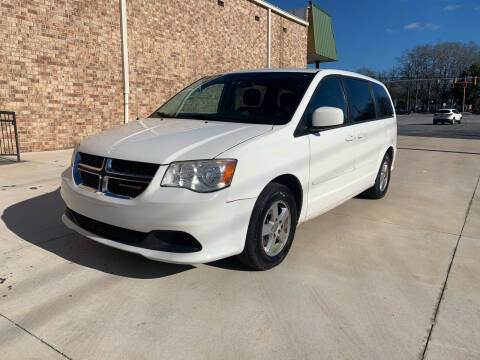 2013 Dodge Grand Caravan for sale at JR Motors in Monroe GA