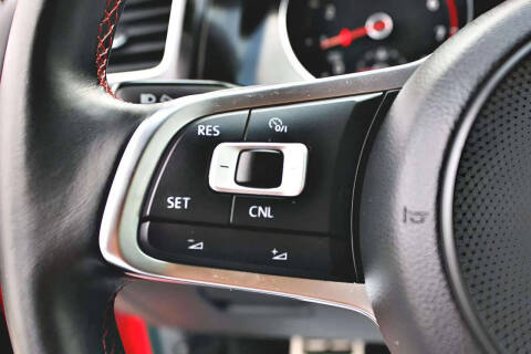 2017 Volkswagen Golf GTI S