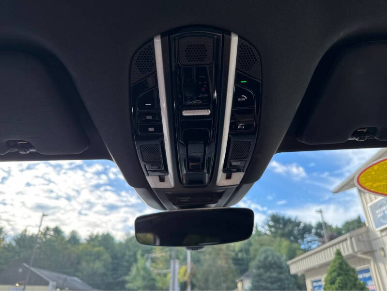 2023 Porsche Cayenne E-Hybrid