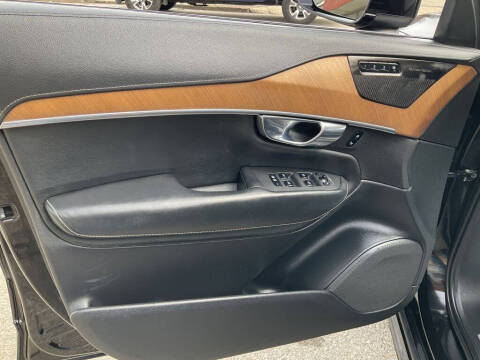 2019 Volvo XC90 T6 Inscription