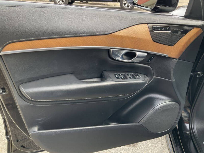 2019 Volvo XC90 T6 Inscription