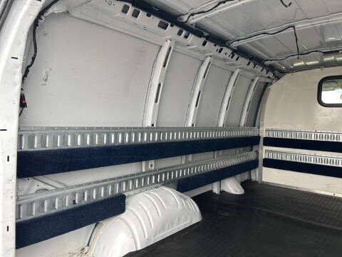 2018 Chevrolet Express 2500