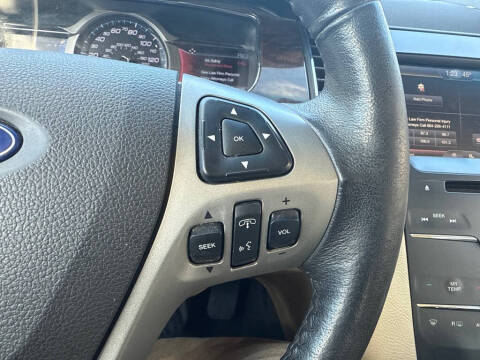 2015 Ford Taurus Limited