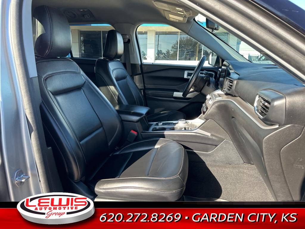 2021 Ford Explorer for sale at Lewis Chevrolet of Garden City in Garden City, KS