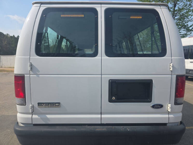 2011 Ford E-Series E-350 SD XL