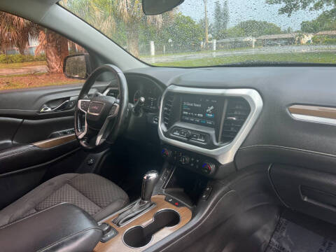 2019 GMC Acadia SLE-2