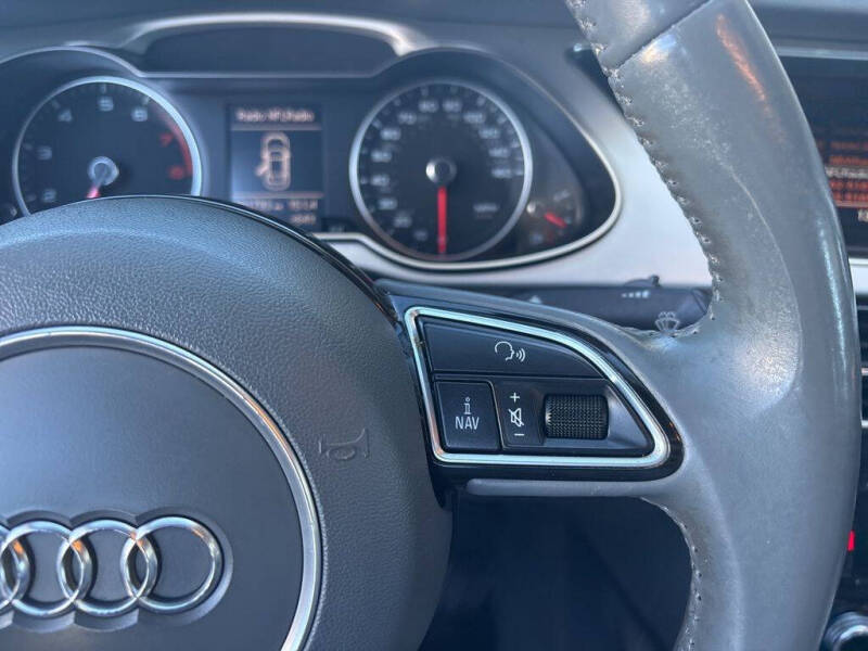 2016 Audi A4 2.0T quattro Premium