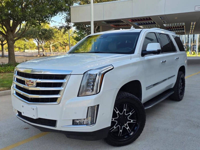 2017 Cadillac Escalade Luxury