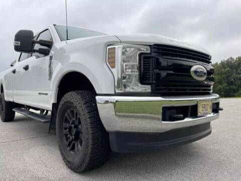 2019 Ford F-350 Super Duty for sale at Carcraft Advanced Inc. in Orland Park IL