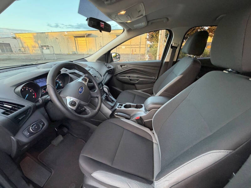 2015 Ford Escape S