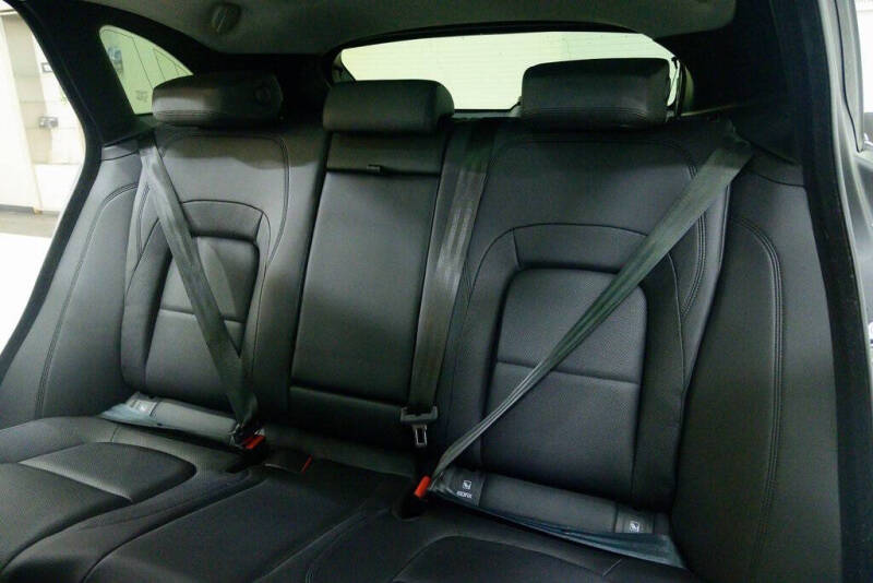 2023 Jaguar F-PACE P250 S