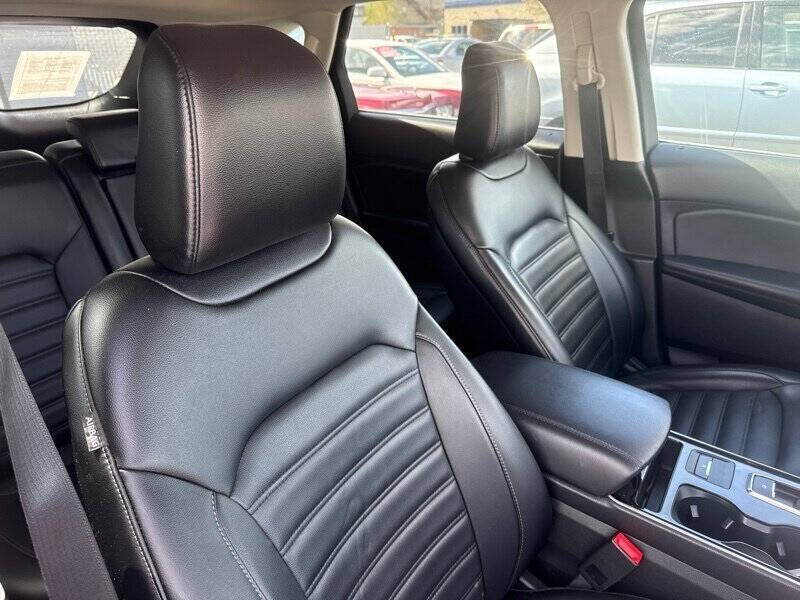 2020 Ford Edge