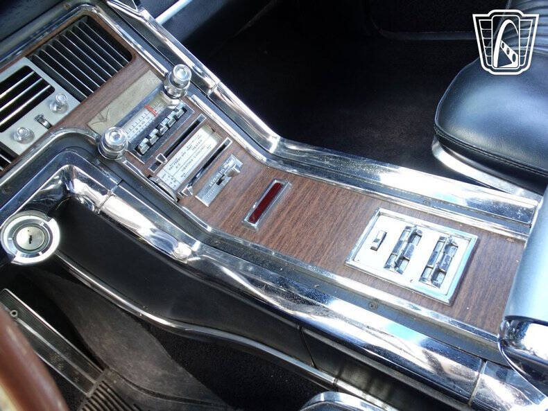 1965 Ford Thunderbird